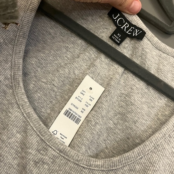 J crew scoop neck ribbed tank top NWT - Picture 2 of 3